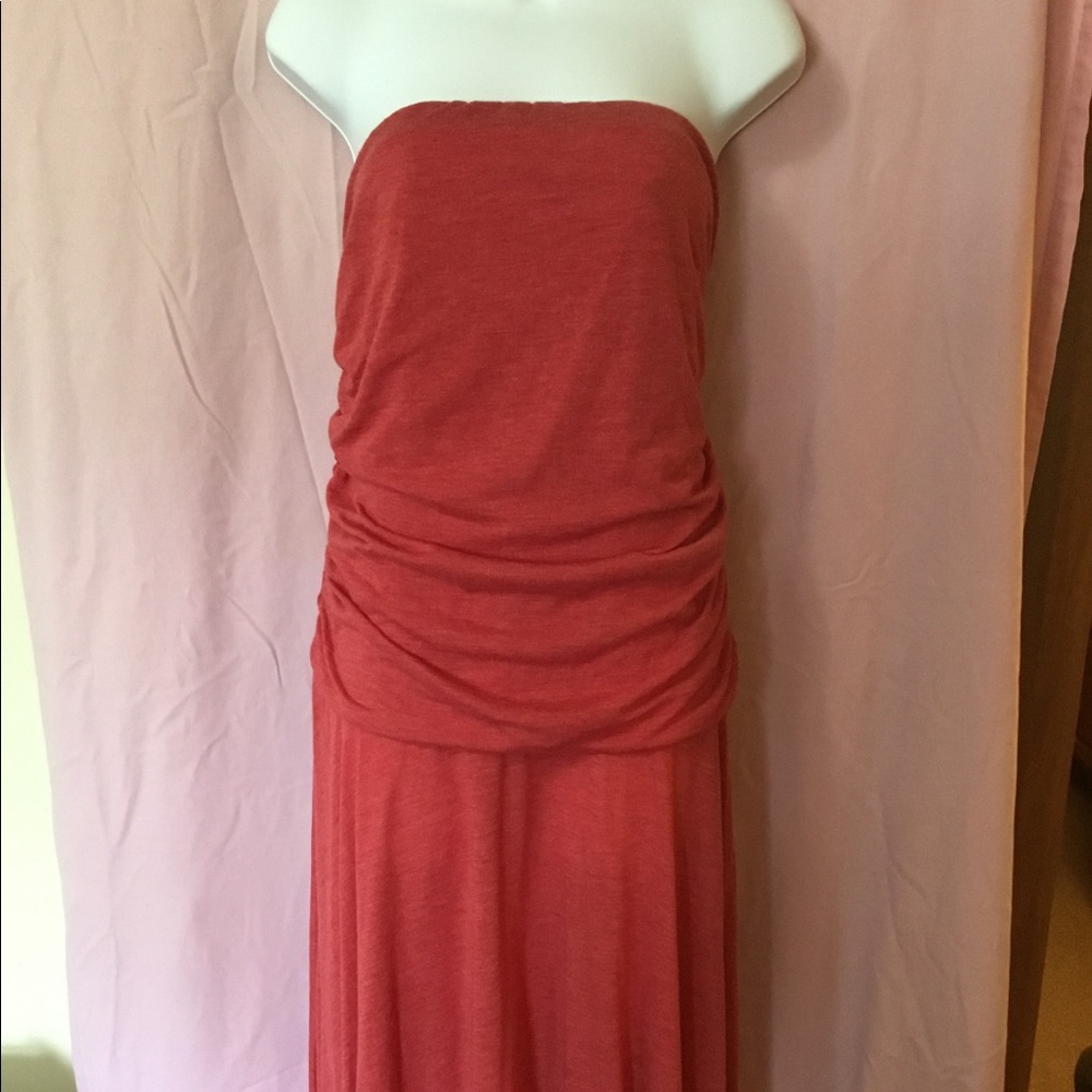 Strapless dress
